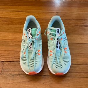 ON Cloudsurfer Women’s Sneakers